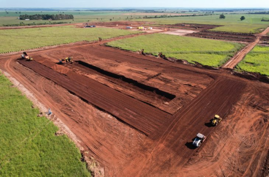 Investimento de R$ 1 bi: obras da unidade de processamento de soja avançam em Naviraí