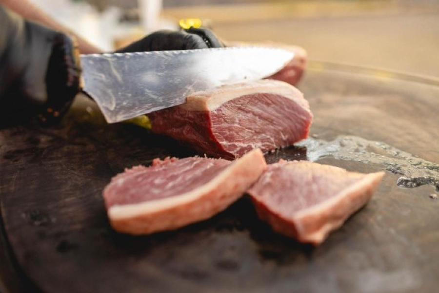 Carne bovina fica de fora do tarifaço imposto por Trump